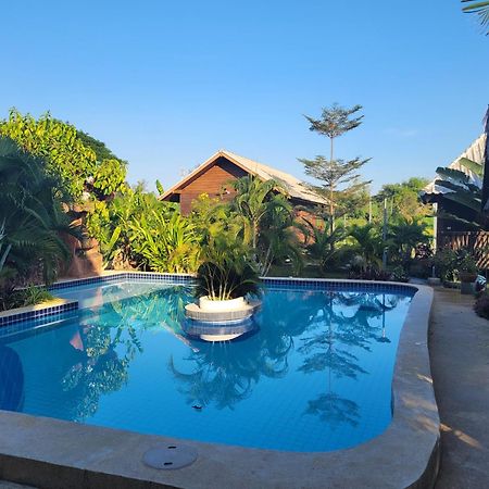 Mister Check Paradise Si Chiang Mai Exterior foto